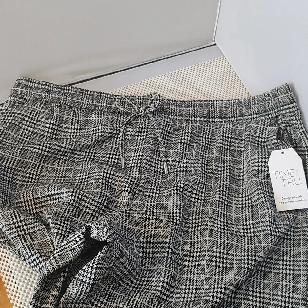 Time and Tru Women's Size XXL (20) Glen Plaid Pull On Knit Drawstring Pants - Picture 4 of 5